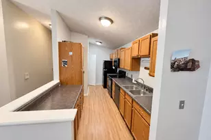 490 Lakeview Dr, Wilder, KY 41071 - Photo 2