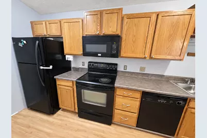 490 Lakeview Drive #7, Wilder, KY 41071 - Photo 6