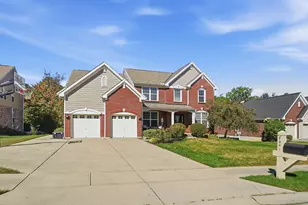 8641 Treeline Dr, Florence, KY 41042 - Photo 2