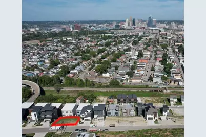 105-111 W 14th Street #105, Newport, KY 41071 - Photo 2