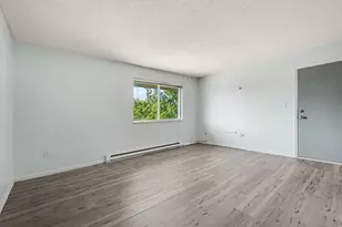 301 Eastern Ave, Elsmere, KY 41018 - Photo 6