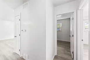 551 Perimeter Dr, Erlanger, KY 41018 - Photo 22