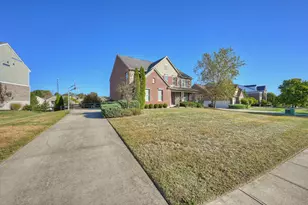 8645 Marais Dr, Union, KY 41091 - Photo 2
