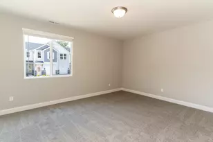569 Tristan Ln, Florence, KY 41042 - Photo 14