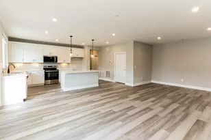 569 Tristan Ln, Florence, KY 41042 - Photo 6