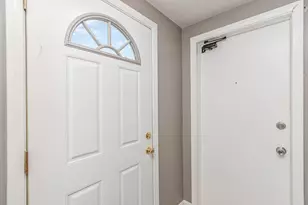 22 Wallace Ave, Florence, KY 41042 - Photo 4