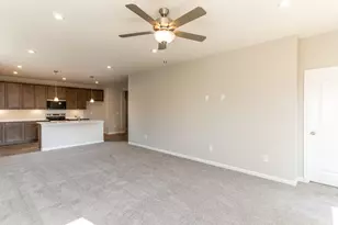 557 Tristan Ln, Florence, KY 41042 - Photo 6