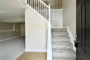 2098 Canyon Ct, Hebron, KY 41048 - Photo 8