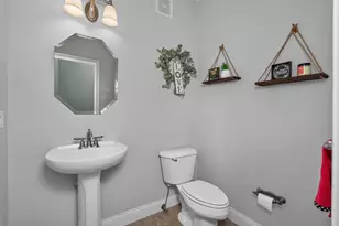 2404 Lost Willow Ct, Hebron, KY 41048 - Photo 20