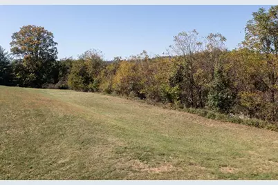 100 Summit Drive, Covington, KY 41015 - Photo 2
