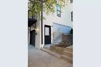 646 W 11th Street, Covington, KY 41011 - Photo 2