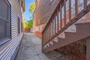 224 E Robbins St, Covington, KY 41011 - Photo 4