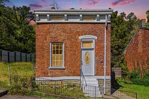 728 W 9th St, Covington, KY 41011 - Photo 1