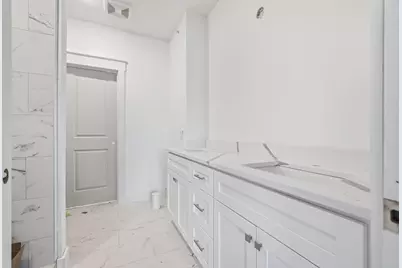 739 Manhattan Boulevard #202, Dayton, KY 41074 - Photo 18
