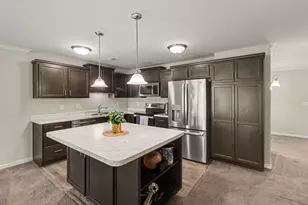 3827 Capella Ln, Covington, KY 41017 - Photo 2