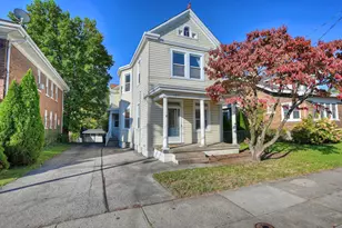1821 Holman St, Covington, KY 41014 - Photo 1