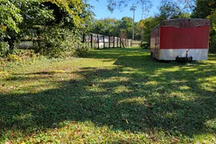 608 E 2nd St, Augusta, KY 41002 - Photo 4