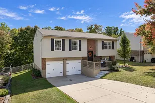 456 Merravay Dr, Florence, KY 41042 - Photo 2