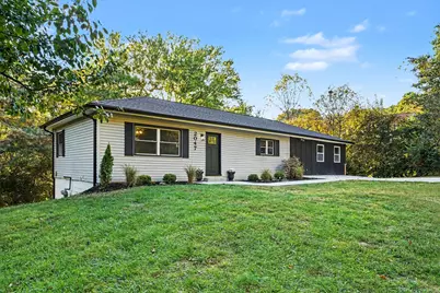 2047 Amsterdam Road, Crescent Springs, KY 41017 - Photo 1
