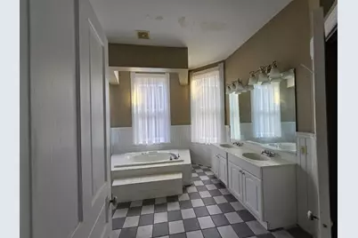 507 E 4th Street, Newport, KY 41071 - Photo 16