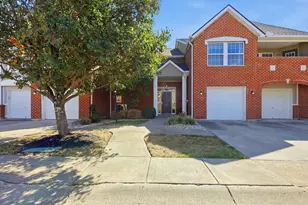 234 Langshire Ct, Florence, KY 41042 - Photo 2