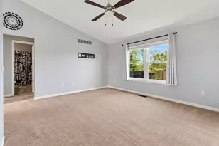 575 Rosebud Cir, Walton, KY 41094 - Photo 4