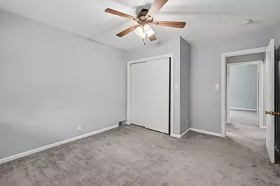 94 W Vernon Lane, Fort Thomas, KY 41075 - Photo 12