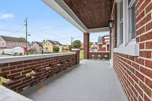 211 Stokesay St, Ludlow, KY 41016 - Photo 2