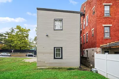 121 E Martin Luther King Jr. Boulevard, Covington, KY 41011 - Photo 30