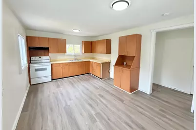 6132 Twin Lakes Drive, Covington, KY 41015 - Photo 8