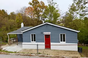 6132 Twin Lakes Dr, Covington, KY 41015 - Photo 1