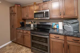 2321 Twelve Oaks Dr, Florence, KY 41042 - Photo 24