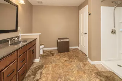 2321 Twelve Oaks Drive, Florence, KY 41042 - Photo 16