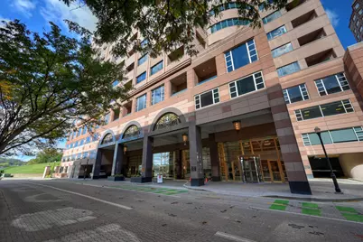 100 W Rivercenter Boulevard #PH2A, Covington, KY 41011 - Photo 48