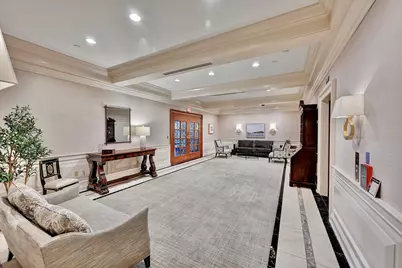 100 W Rivercenter Boulevard #PH2A, Covington, KY 41011 - Photo 46