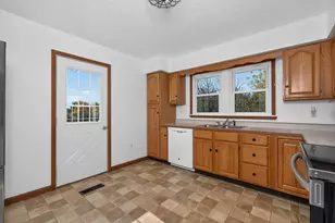 209 Cynthiana St, Williamstown, KY 41097 - Photo 8