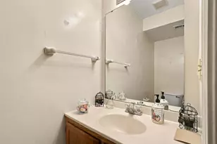 1081 Pebble Creek Dr, Elsmere, KY 41018 - Photo 16