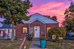 2466 Cherry St, Crescent Springs, KY 41017 - Photo 1