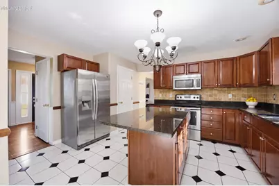 8526 Woodcreek Drive, Florence, KY 41042 - Photo 12