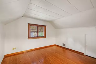 319 Swan Cir, Elsmere, KY 41018 - Photo 12