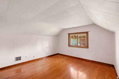 319 Swan Circle, Elsmere, KY 41018 - Photo 14