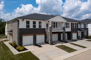 565 Tristan Ln, Florence, KY 41042 - Photo 1