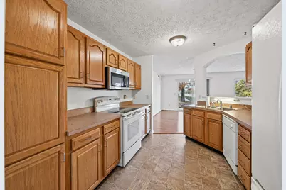1822 Hamilton Court, Florence, KY 41042 - Photo 2