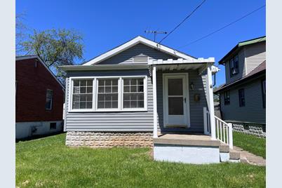 212 Moore Street - Photo 1