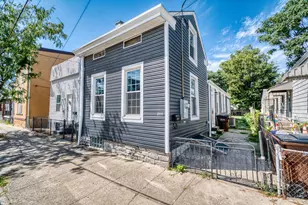 311 W 8th St, Newport, KY 41071 - Photo 1