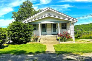 330 Pike St, Bromley, KY 41016 - Photo 1