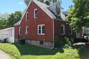 317 N Adams St, Owenton, KY 40359 - Photo 1