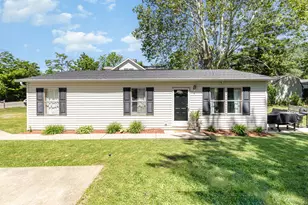 566 Sycamore St, Crescent Springs, KY 41017 - Photo 1