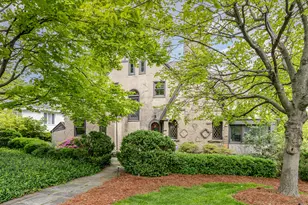 1058 Emerson Rd, Park Hills, KY 41011 - Photo 1