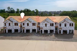 352 Cornwall Dr, Florence, KY 41042 - Photo 1